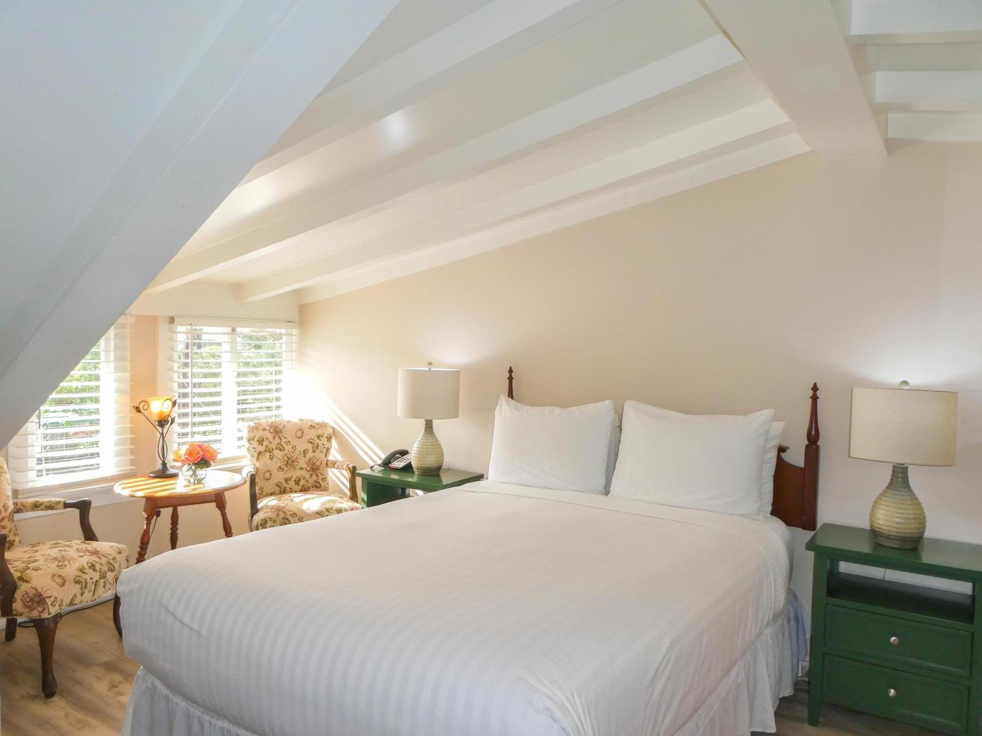 Carmel Green Lantern Inn Extérieur photo
